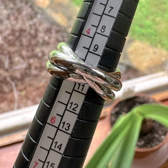 NWOT Sz5 Intertwined Rolling Ring Park Lane Jewelry Unite Silver Tone Interlock - Picture 3 of 6